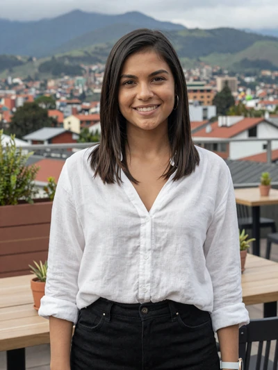 Daniela, 28, an elegant Colombian woman from Bogotá ready for dating
