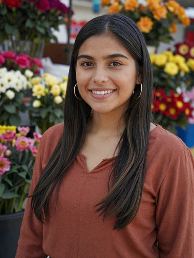 Ximena, 25, a friendly Mexican woman from Mexico City ready for conversation